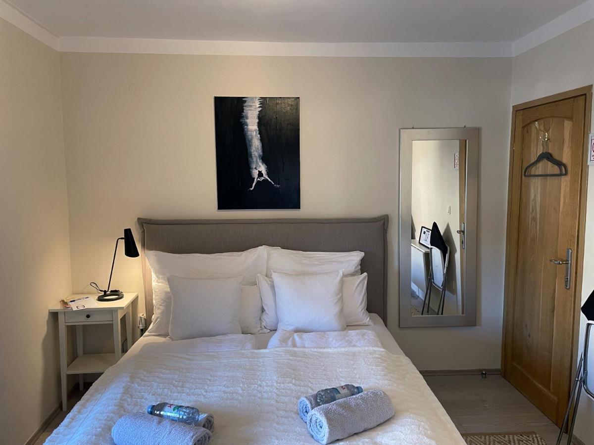 Fredys Apartments Stari Grad  Exterior foto