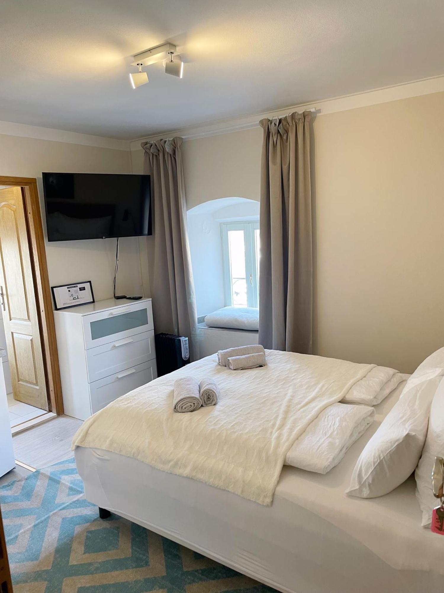 Fredys Apartments Stari Grad  Exterior foto